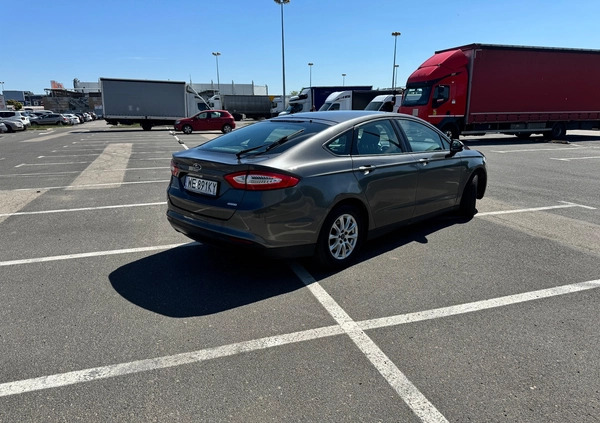 Ford Mondeo cena 42500 przebieg: 180389, rok produkcji 2015 z Warszawa małe 106
